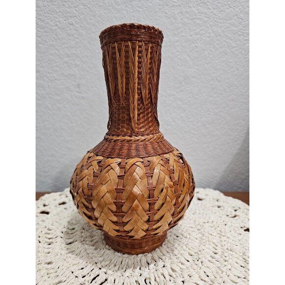 Wicker Single Stem Vase/Glass Vase Inside - SEE DESCRIPTION - Picture 1 of 9